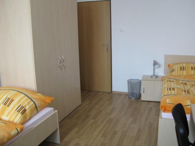 Uninova Hostel Bratislava Pokoj fotografie