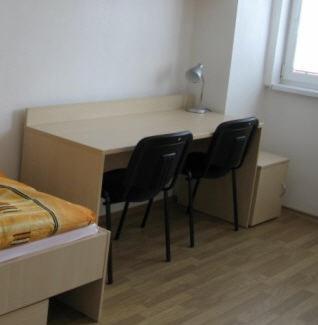 Uninova Hostel Bratislava Pokoj fotografie
